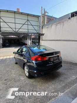 CITY 1.5 DX Sedan 16V