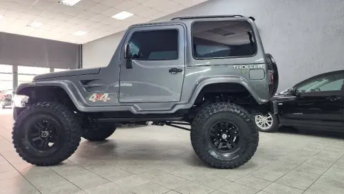 T-4 4x4 3.0 TB Int. Cap. Rígida Diesel