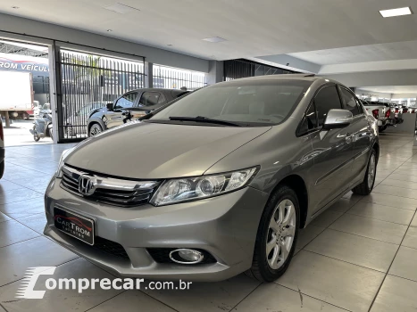 Honda CIVIC 1.8 EXS 16V 4 portas