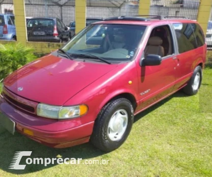 NISSAN VAN Versão Única 4 portas