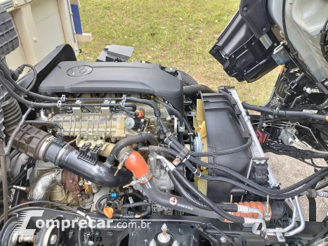 Volkswagen Delivery Express+ 3.0 Prime + Baú 5m