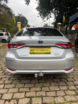 COROLLA 1.8 VVT-I Hybrid Altis Premium