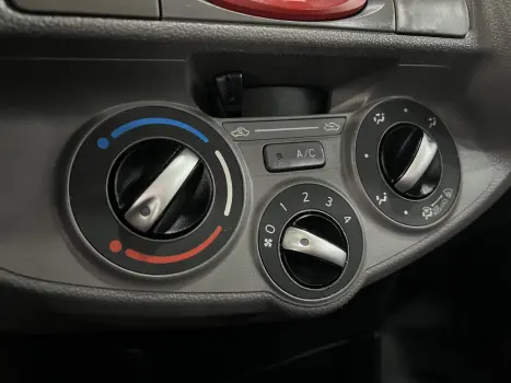 ETIOS 1.5 XLS 16V FLEX 4P MANUAL