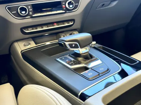 Q5 2.0 45 TFSI GASOLINA S LINE BLACK QUATTRO S TRONIC