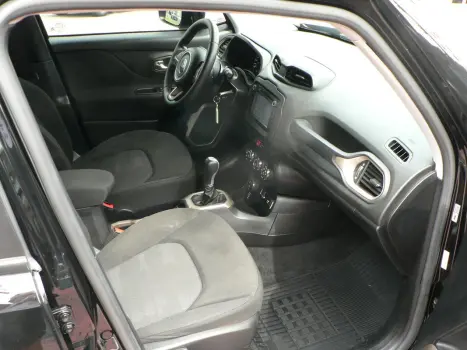 RENEGADE 2.0 16V Turbo Sport 4X4