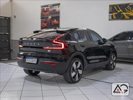 C40 P8 Recharge Pure Electric AWD