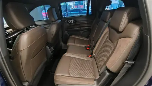 COMMANDER 1.3 T270 Turbo Overland