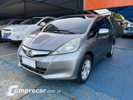 Honda Fit 4 portas