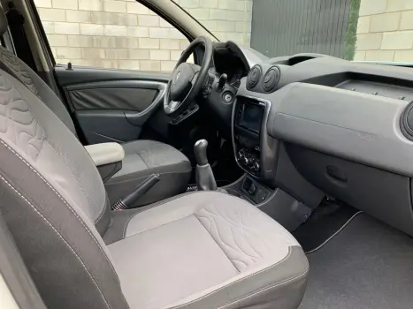 DUSTER 1.6 DYNAMIQUE 4X2 16V FLEX 4P MANUAL