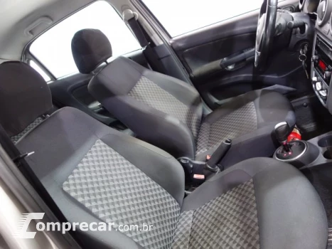 VOYAGE - 1.6 MI COMFORTLINE 8V 4P AUTOMATIZADO