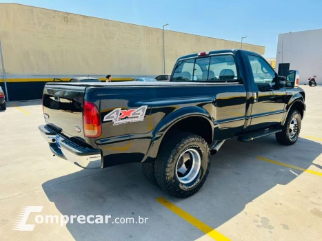 F-250 3.9 XLT SUPER DUTY CABINE SIMPLES DIESEL