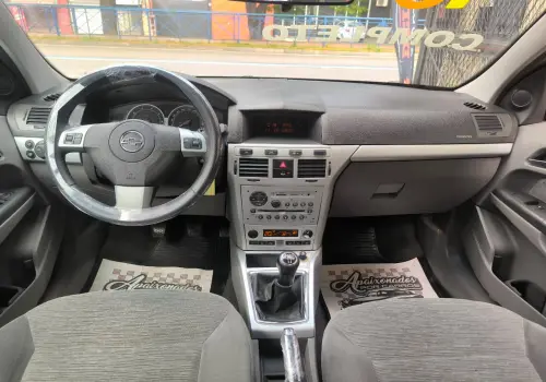 VECTRA 2.0 MPFI Elegance 8V 140cv