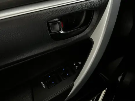 COROLLA 2.0 XRS 16V FLEX 4P AUTOMÁTICO