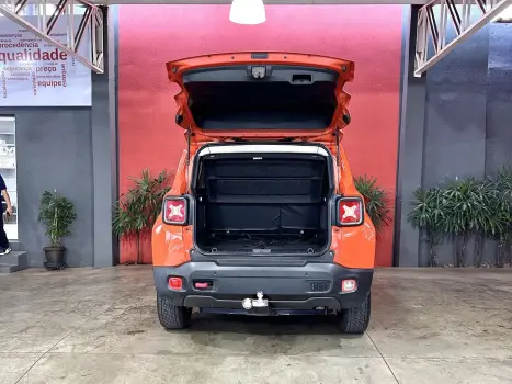 RENEGADE 2.0 16V TURBO DIESEL TRAILHAWK 4P 4X4 AUTOMÁTICO