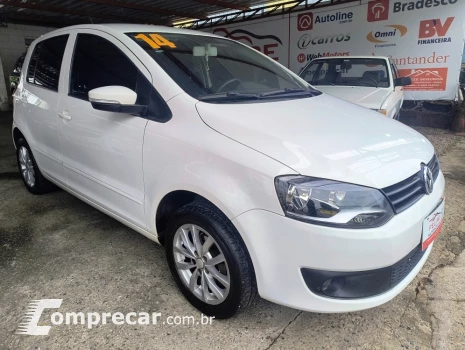 Volkswagen FOX 1.6 MI Plus 8V 4 portas