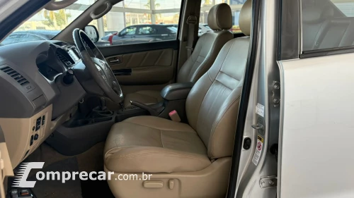 Hilux SW4 SRV 3.0 4X4 (7 Lugares)