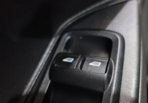 KA - 1.0 SE 12V 4P MANUAL