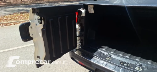 TORO 2.0 16V Turbo Volcano 4WD AT9