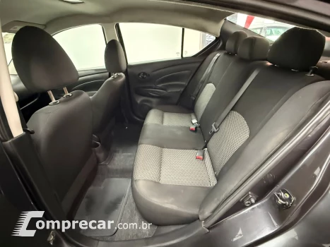 VERSA 1.0 12V FlexStart 4p Mec.