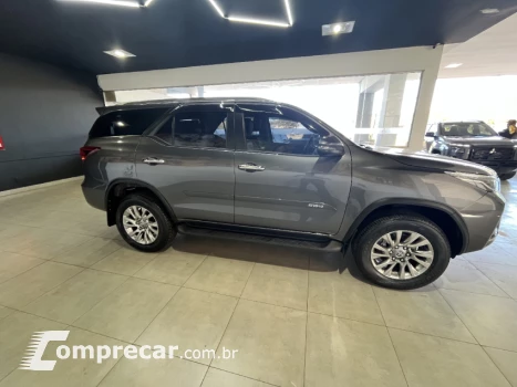 HILUX SW4 2.7 SRV 4X2 16V