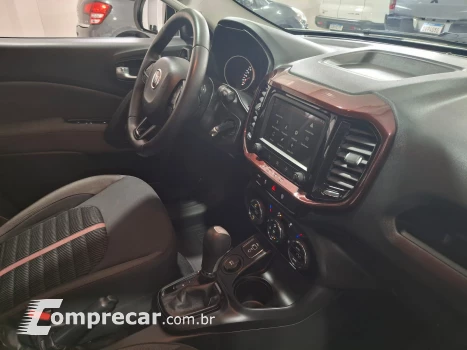 TORO 1.8 16V EVO Freedom AT6