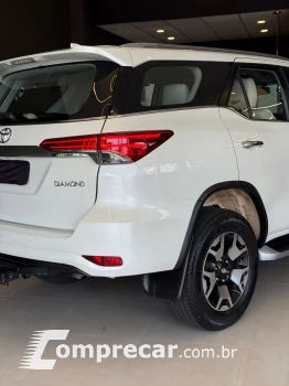 HILUX SW4 2.8 D-4d Turbo Diamond 7L 4X4