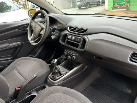 ONIX HATCH LT 1.0 8V FlexPower 5p Mec.