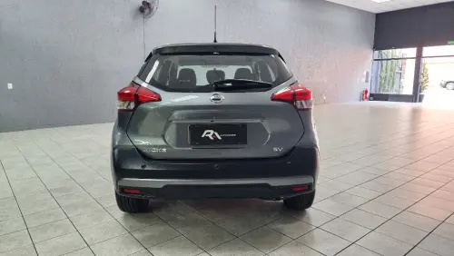 KICKS SV 1.6 16V FlexStar 5p Aut.