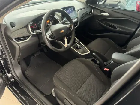 ONIX 1.0 Turbo Plus LT