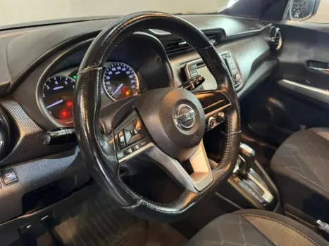 KICKS SV 1.6 16V FlexStar 5p Aut.