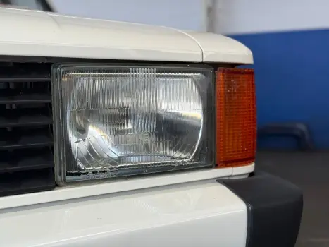 Caravan 2.5 Ambulância Comodoro 4.1/2.5