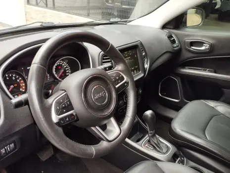 Compass 2.0 16V 4P LONGITUDE FLEX AUTOMÁTICO