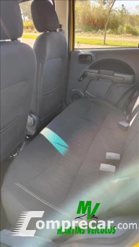 UNO 1.4 EVO SPORTING 8V FLEX 4P MANUAL