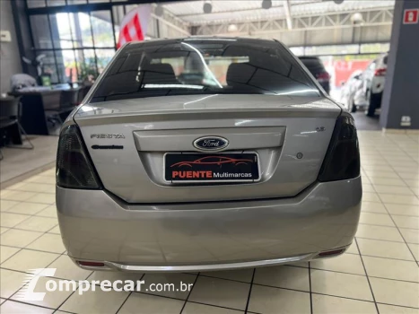 FIESTA 1.6 MPI Sedan 8V