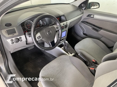 VECTRA 2.0 MPFI Elegance 8V