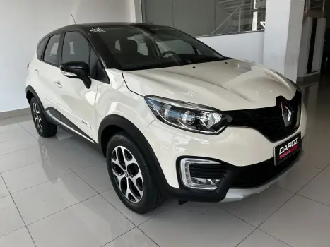 Renault CAPTUR Intense 2.0 16V Flex 5p Aut. 4 portas