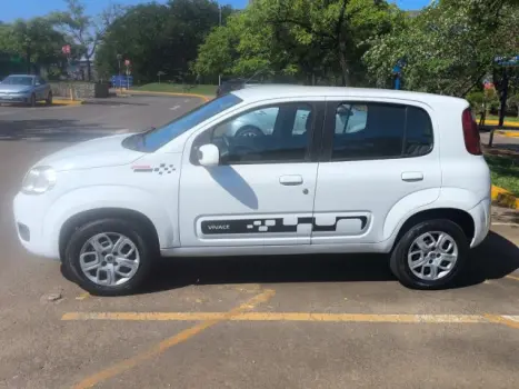 UNO - 1.0 EVO VIVACE 8V 4P MANUAL