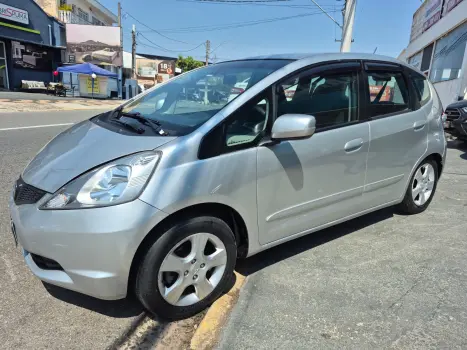 Honda FIT 1.4 LX 16V 4 portas