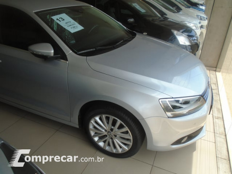 JETTA 2.0 TSI Highline 200cv