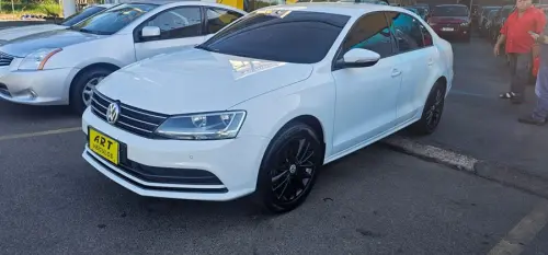 Volkswagen JETTA 2.0 Comfortline 4 portas