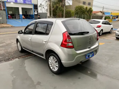 SANDERO 1.6 Privilège 8V