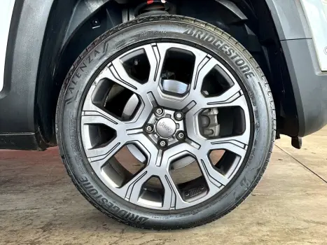 RENEGADE 1.3 T270 TURBO FLEX S 4X4 AT9