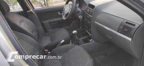 PALIO 1.8 MPI HLX Weekend 8V