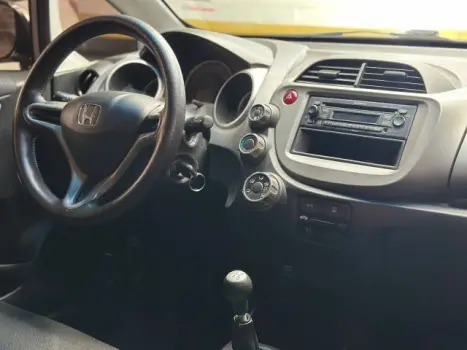 FIT - 1.4 LXL 16V 4P MANUAL