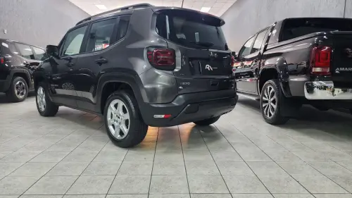 Renegade Sport T270 1.3 TB 4x2 Flex Aut.