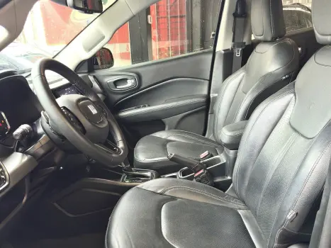 TORO 1.3 TURBO 270 FLEX VOLCANO AT6