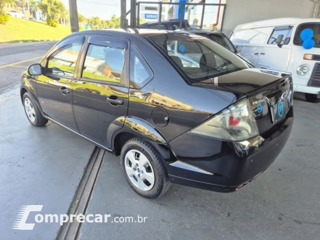 Fiesta Sedan SE 1.6 8V Flex 4p