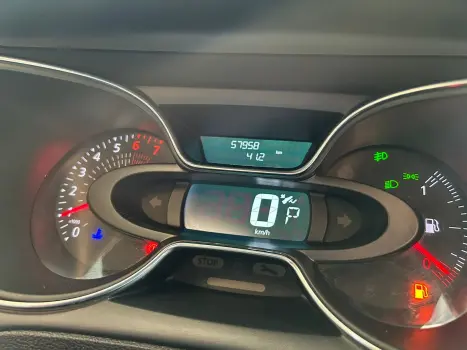 CAPTUR Intense Bose 1.6 16V Flex 5p Aut.