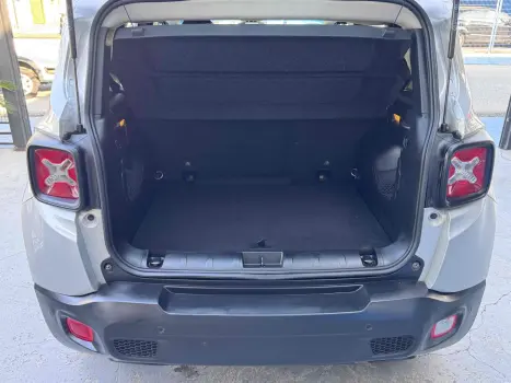 RENEGADE 1.8 16V Sport