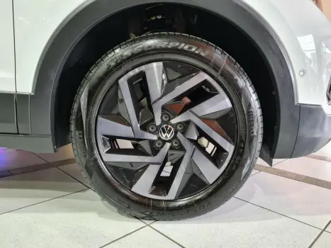 T-CROSS HIGHLINE 1.4 TSI FLEX 16V 5P AUT